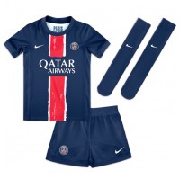 Maglie da calcio Paris Saint-Germain Goncalo Ramos #9 Prima Maglia Bambino 2024-25 Manica Corta (+ Pantaloni corti)